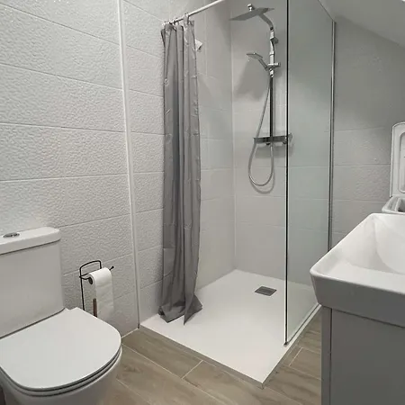 Duplex En Bord De A - 3 Pieces, Terrasse, Jardin, Clim, Wifi, Parking, A 20m! - Fr-1-650-16